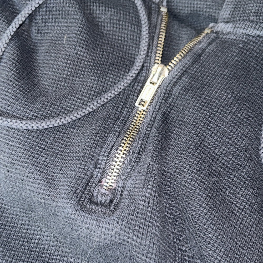 Sweater - Picture 4 of 4